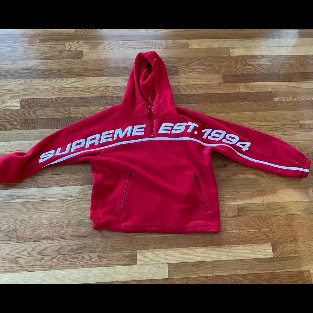 Red SUPREME hoodie